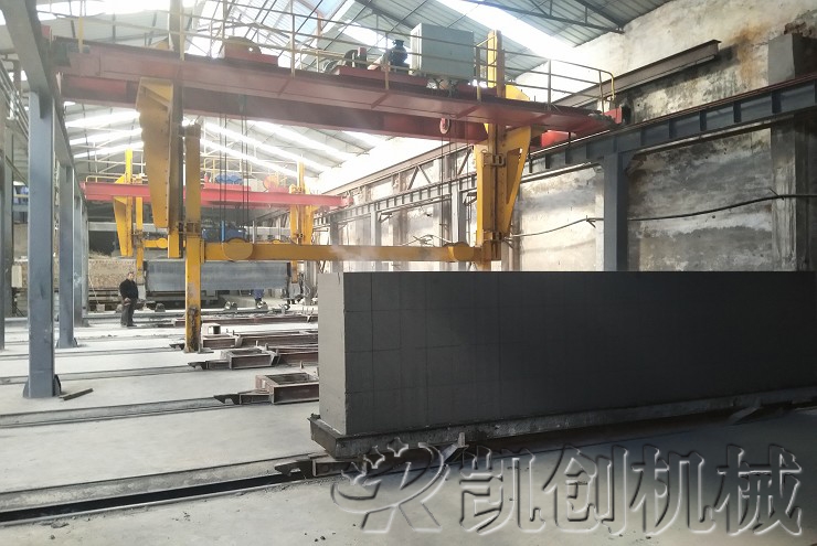 河南新郑加气混凝土设备生产现场