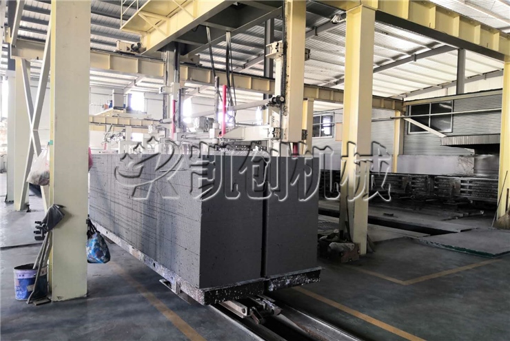 山西加气块生产线生产现场