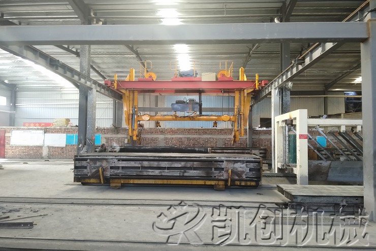 河南新郑加气混凝土设备生产现场