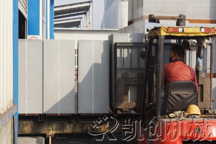 云南永平加气块设备生产现场