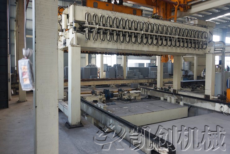 甘肃酒泉加气块设备生产现场