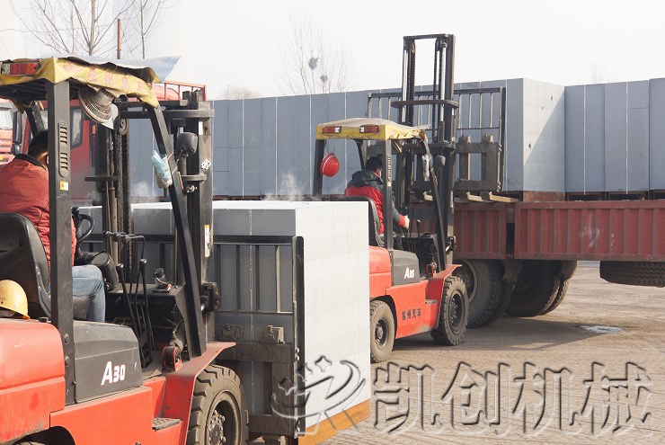 云南永平加气块设备生产现场