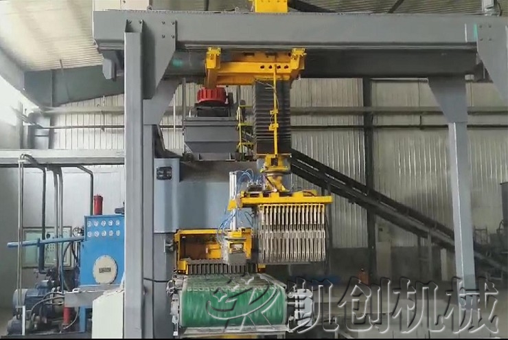 山西大同全自动液压砖机生产现场