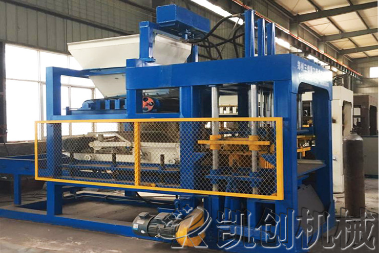 山西免烧砖机生产现场