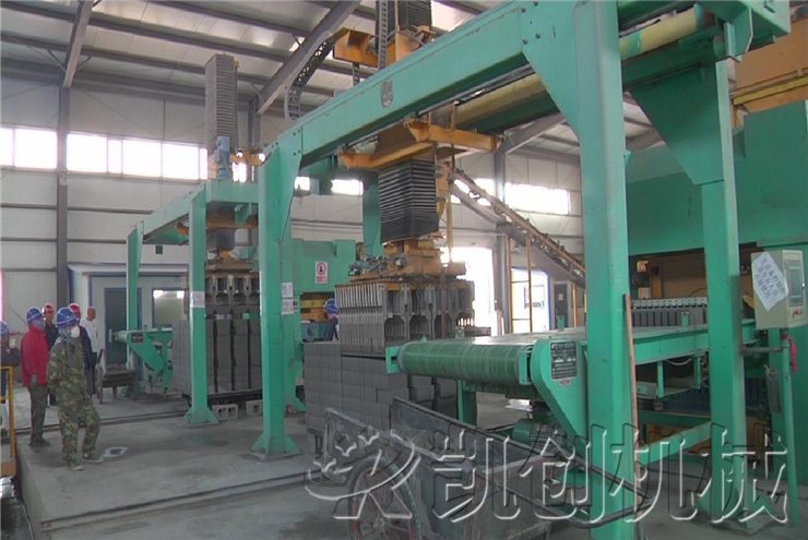 新疆荷田年产1亿块灰砂砖生产线