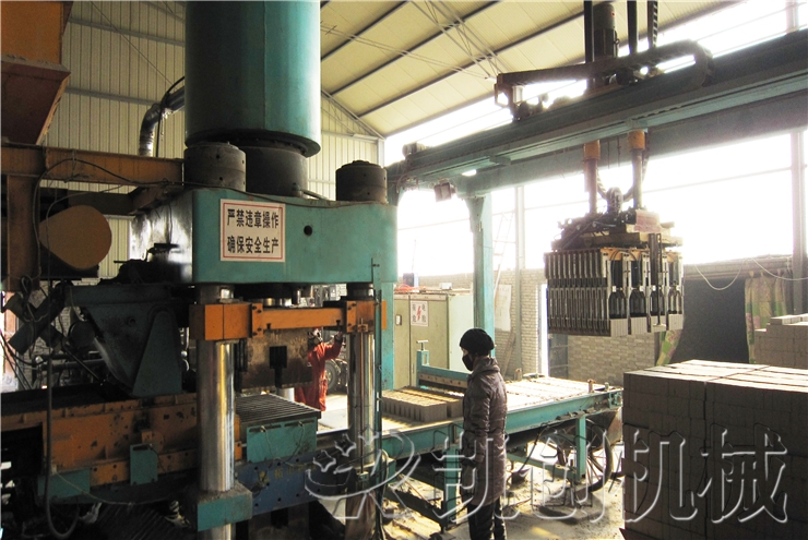 四川成都4000万蒸压灰砂砖生产线