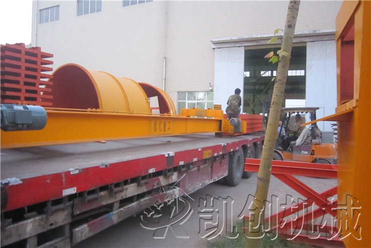 发往俄罗斯砖机设备发货现场