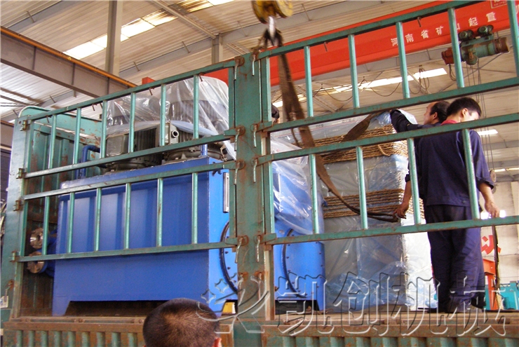 山西大同粉煤灰蒸压砖生产线辅机发货现场