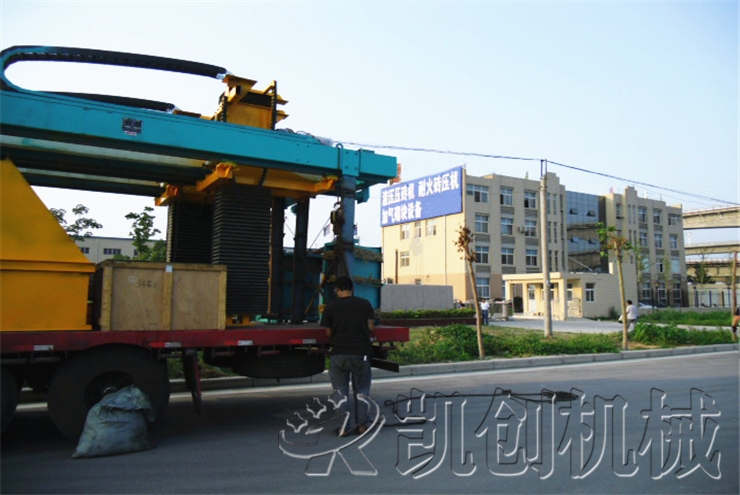 山西粉煤灰蒸压砖生产线设备发货现场