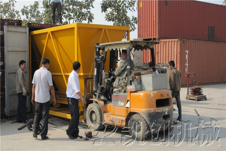 发往沙特蒸养砖设备发货现场