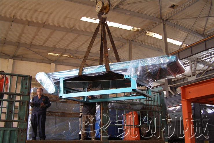 山西大同粉煤灰蒸压砖生产线辅机发货现场