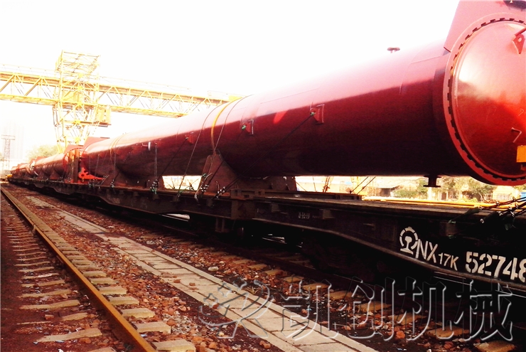 蒸压釜-发往俄罗斯蒸压砖生产线大件设备陆运