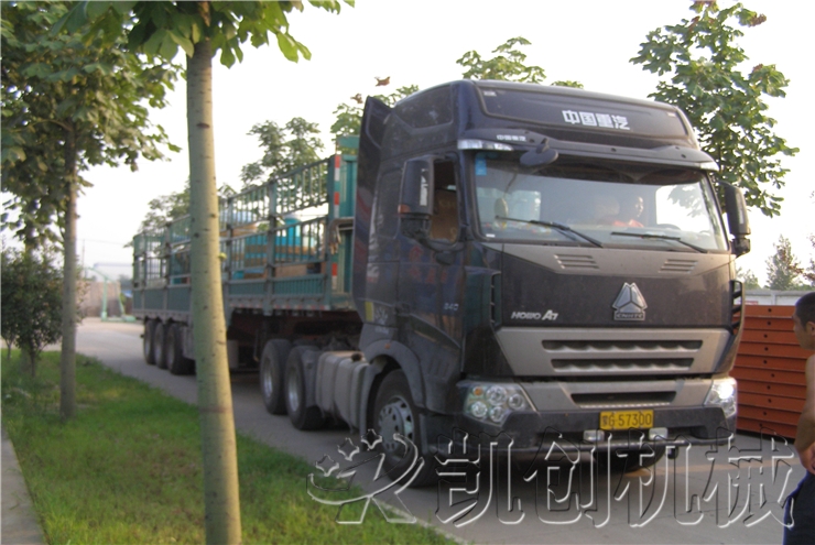 山西大同粉煤灰蒸压砖生产线辅机发货现场