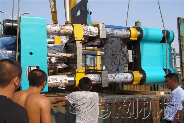 湖南安化KCZ850液压砖机发货现场